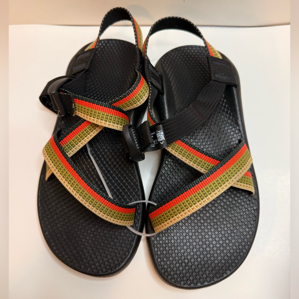 Chaco women’s size 6w sandal